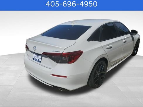 Used 2023 Honda Civic Sport image 6