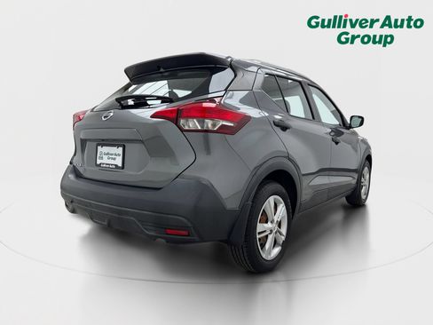 Used 2018 Nissan Kicks S FWD image 8