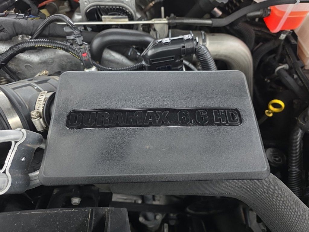 Used 2024 Chevrolet Silverado 2500 ZR2 w/ Technology Package AWD/4WD image 21