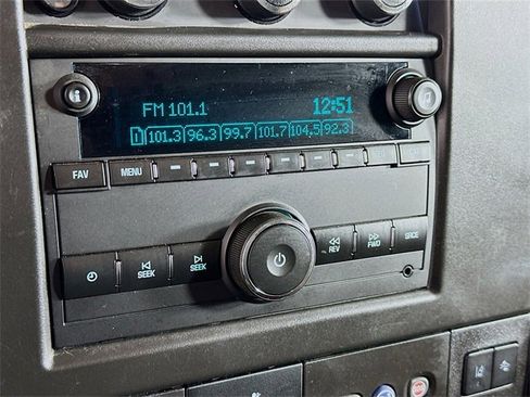 Used 2021 Chevrolet Express 3500 w/ Driver Convenience Package image 14