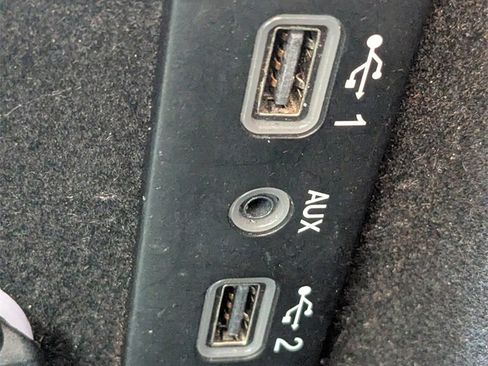 Used 2020 Dodge Challenger SXT w/ Plus Package image 20