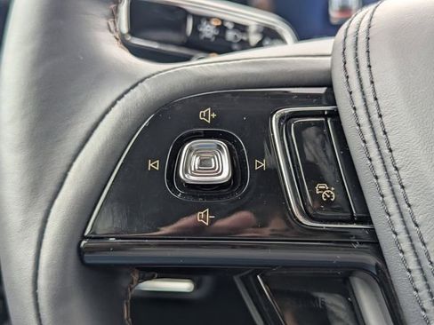 New 2025 Lincoln Aviator Reserve w/ Luxury Package image 21