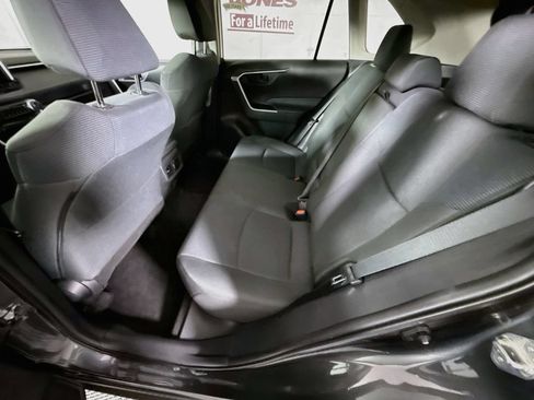 Certified 2023 Toyota RAV4 LE AWD/4WD image 26