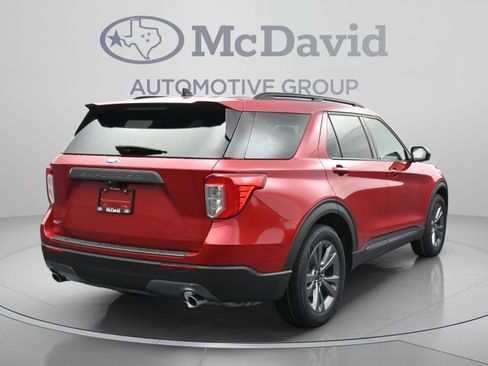 Used 2022 Ford Explorer XLT w/ Equipment Group 202A RWD image 8