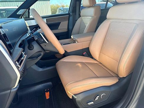 New 2026 Hyundai Santa Fe Limited image 8