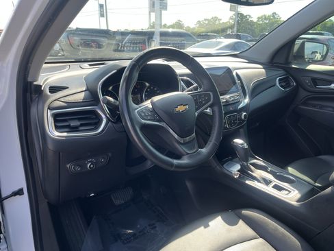 Used 2018 Chevrolet Equinox Premier FWD image 13