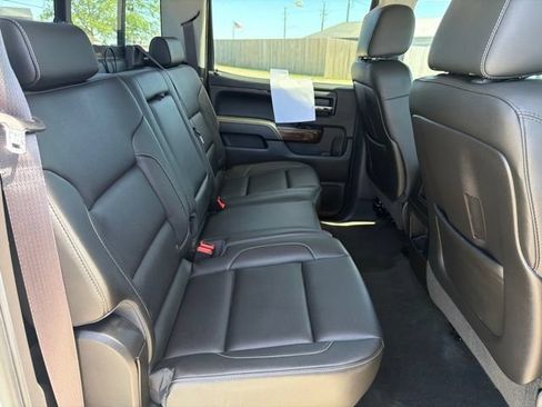 Used 2015 GMC Sierra 1500 SLT w/ SLT Preferred Package AWD/4WD image 27