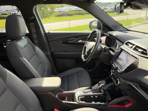 Used 2023 Chevrolet TrailBlazer RS w/ Sun and Liftgate Package AWD/4WD image 24