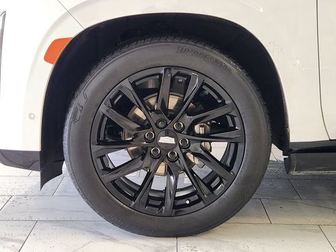 Used 2024 Cadillac Escalade Sport Platinum w/ LPO, ONYX Package AWD/4WD image 10