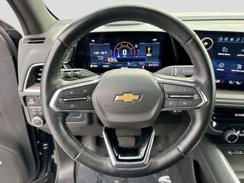 Used 2025 Chevrolet Tahoe Premier AWD/4WD image 29