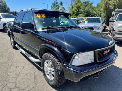 Used 2003 GMC Sonoma SLS w/ Appearance Package AWD/4WD image 1