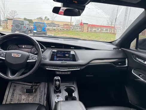 Used 2023 Cadillac XT4 Sport w/ Cold Weather Package image 21