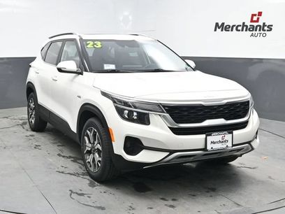 Used 2023 Kia Seltos EX