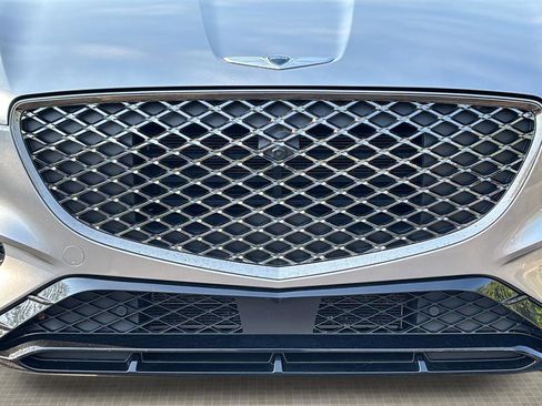 Used 2022 Genesis GV70 3.5T Sport w/ Sport Prestige Package image 9