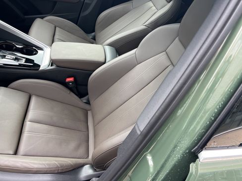 Used 2025 Audi Q5 Premium Plus w/ Premium Plus image 57