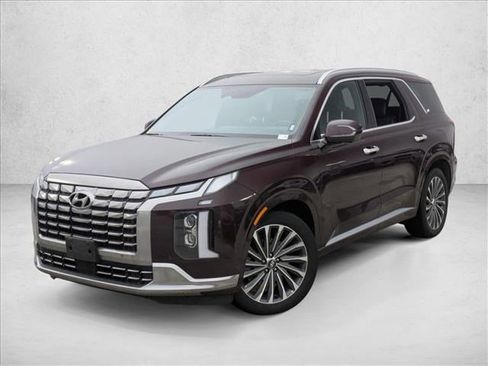 Used 2024 Hyundai Palisade Calligraphy image 1