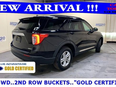 Certified 2022 Ford Explorer XLT image 4