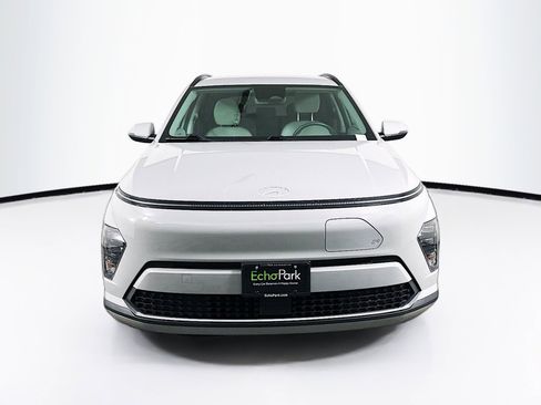 Used 2024 Hyundai Kona SEL image 2