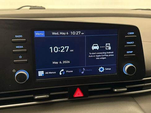 Used 2021 Hyundai Elantra SE FWD image 20