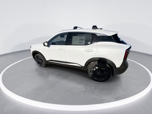 New 2026 Nissan Kicks SR w/ Cold Weather Package image 6