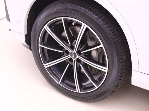 Certified 2023 Audi Q7 2.0T Premium Plus w/ Premium Plus Package AWD/4WD image 23