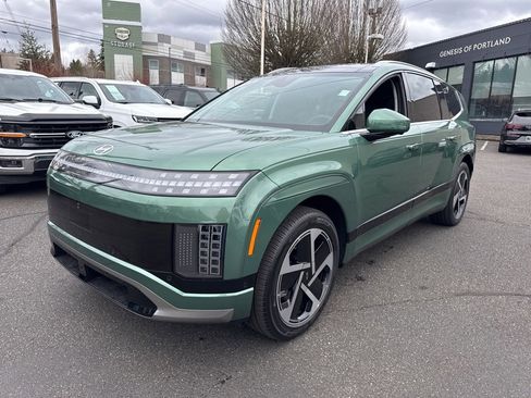 Used 2026 Hyundai Ioniq 9 Calligraphy image 3