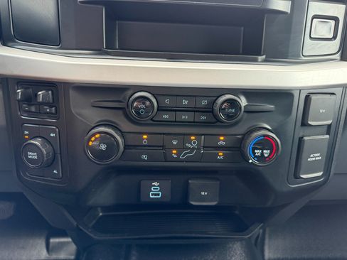 Used 2024 Ford F350 XLT w/ FX4 Off-Road Package AWD/4WD image 31