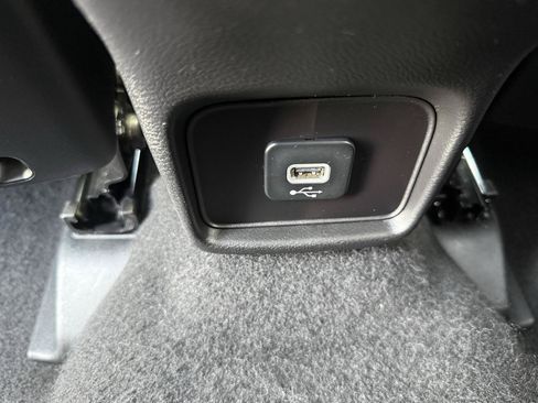 Used 2020 Jeep Compass Latitude AWD/4WD image 12