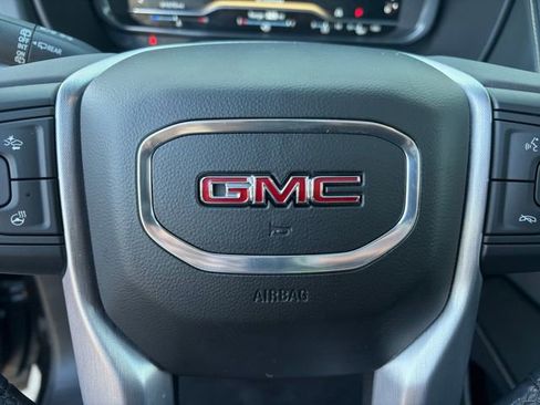 Used 2022 GMC Yukon SLT w/ SLT Premium Package RWD image 7