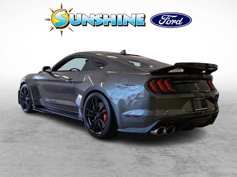 Used 2020 Ford Mustang Shelby GT500 w/ Technology Package image 3