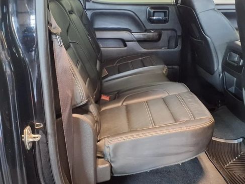 Used 2014 GMC Sierra 1500 Denali w/ Driver Alert Package AWD/4WD image 10
