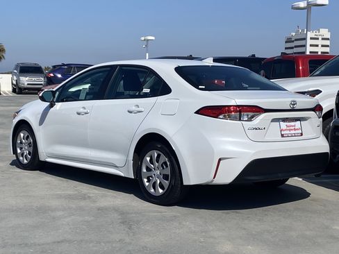 Certified 2026 Toyota Corolla LE FWD image 5