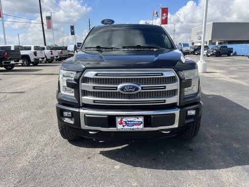 Used 2015 Ford F150 Platinum w/ Equipment Group 701A Luxury AWD/4WD image 7