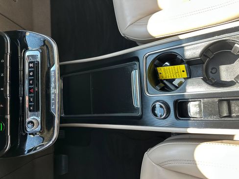 Used 2023 Lincoln Corsair FWD image 27