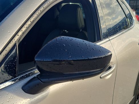 Used 2023 MAZDA CX-30 2.5 Turbo w/ Premium Package image 11