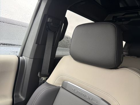 New 2026 GMC Hummer EV SUV image 16