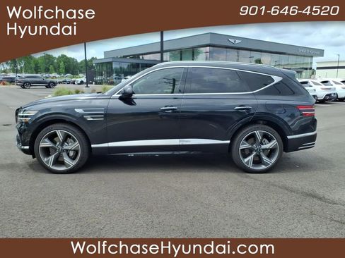 Used 2025 Genesis GV80 2.5T Prestige AWD/4WD image 2