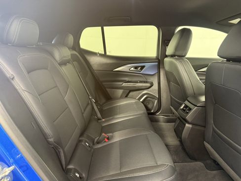 Used 2024 Chevrolet Equinox EV LT FWD image 13
