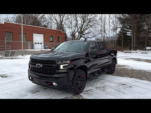 Certified 2022 Chevrolet Silverado 1500 RST w/ Redline Edition image 2