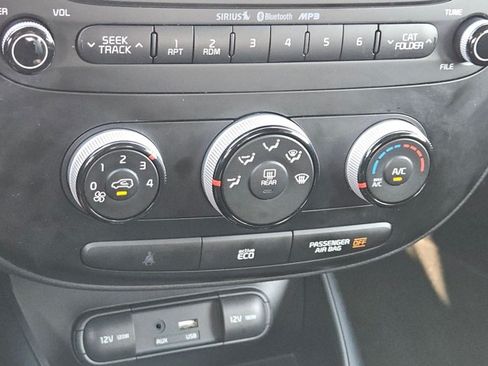 Used 2016 Kia Soul FWD image 14