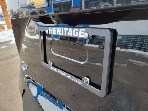 Used 2025 Chevrolet Blazer LT image 27