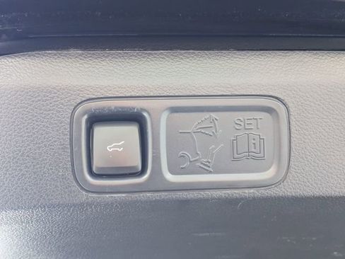 Used 2023 Lincoln Navigator Reserve AWD/4WD image 34
