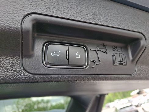 Certified 2020 Ford Explorer XLT w/ Comfort Package AWD/4WD image 30