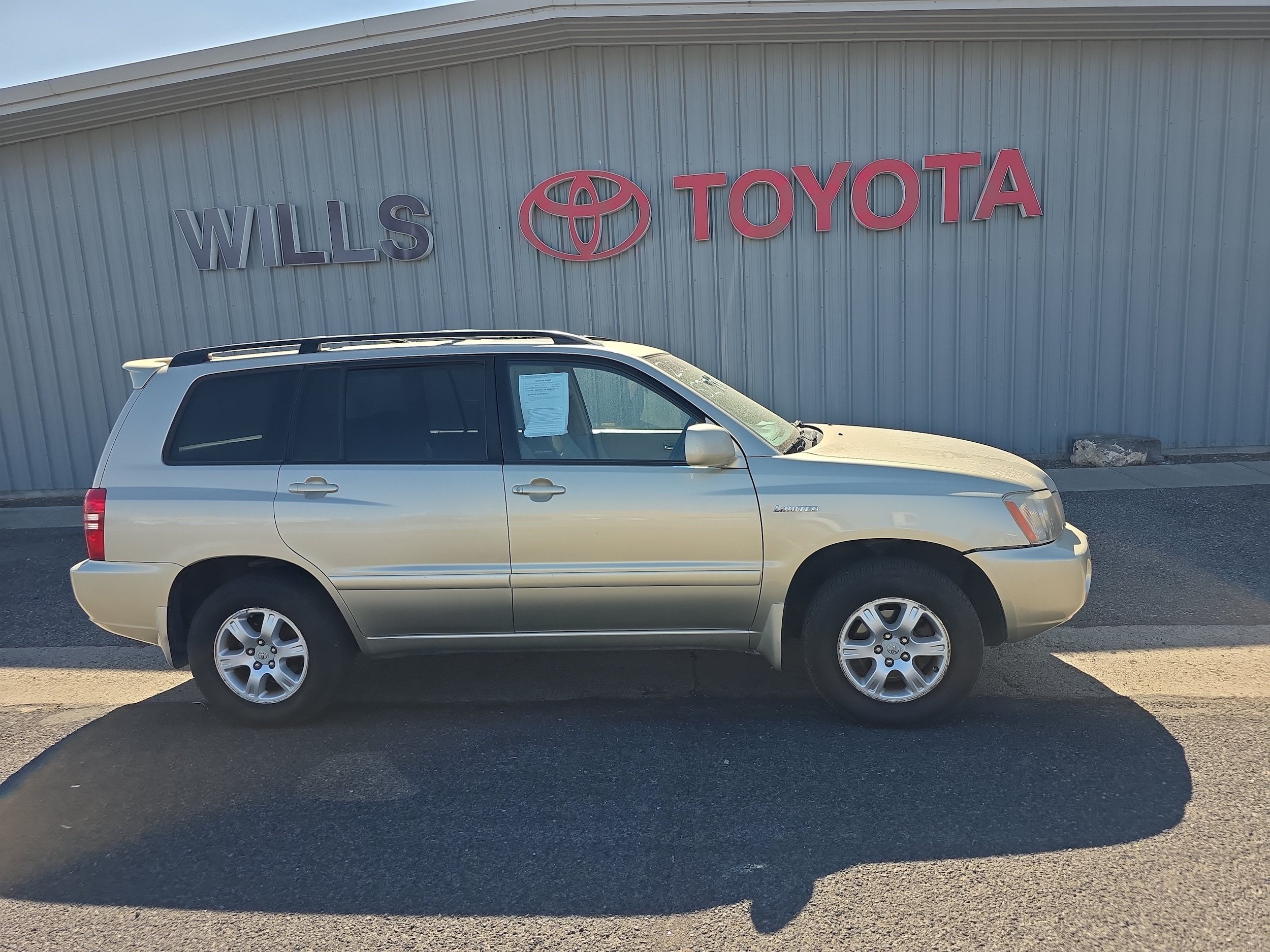 Used 2001 Toyota Highlander 4WD V6 w/ Limited Pkg image 1