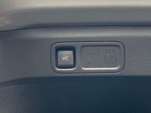 Used 2024 Ford Expedition Max Limited image 6