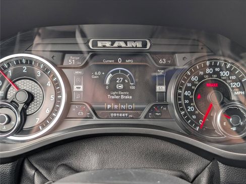 Used 2019 RAM 1500 Laramie w/ Sport Appearance Package AWD/4WD image 34