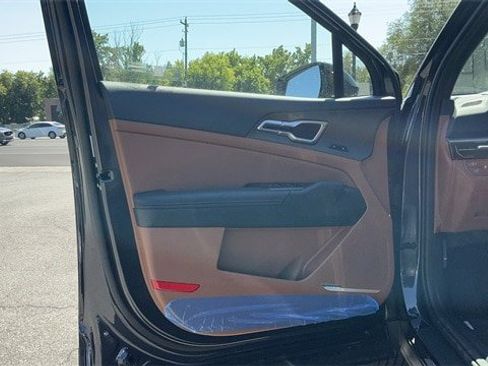 New 2026 Kia Sportage X-Line w/ X-Line Technology Package image 3