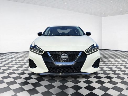 Used 2023 Nissan Maxima SV w/ Floor Mat Group FWD image 6