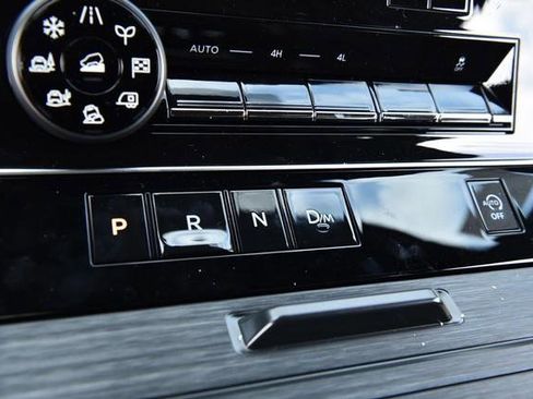 New 2026 Nissan Armada SL image 22