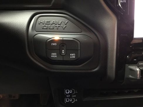 Used 2025 RAM 2500 Big Horn image 32